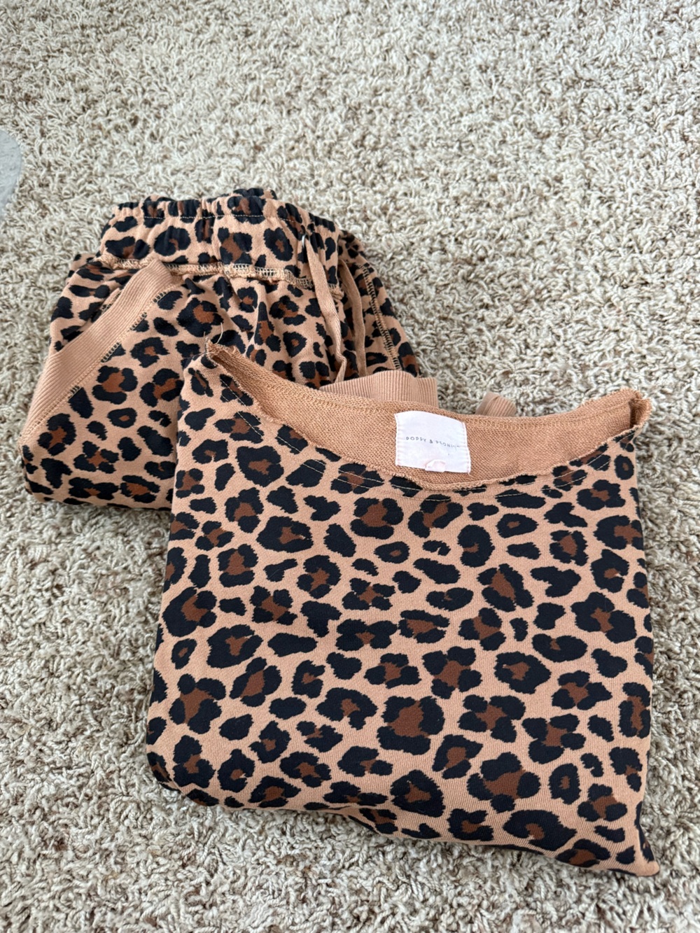 Poppy & Peonies Tan and Black Leopard Print Lounge Set - Picture 5 of 5
